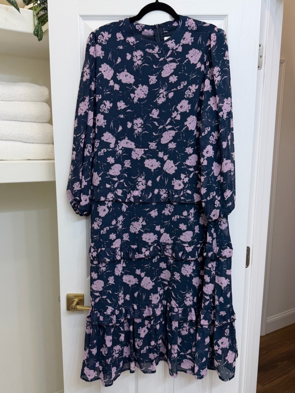 Hyacinth House Navy & Blush Abstract Floral Rosalind Ruffle Midi Dress - Picture 6 of 8